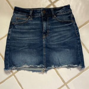 American Eagle hi-rise mini skirt size 2
